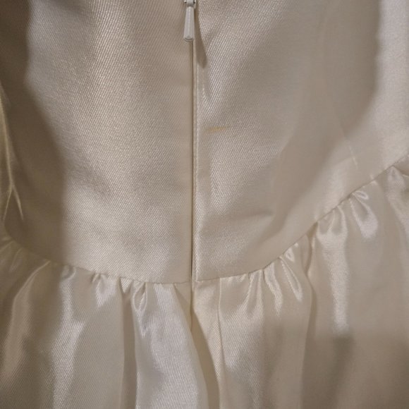 Size 18 Davids Bridal Wedding dress - Picture 8 of 15